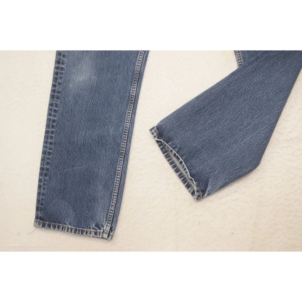 Levis waist 19